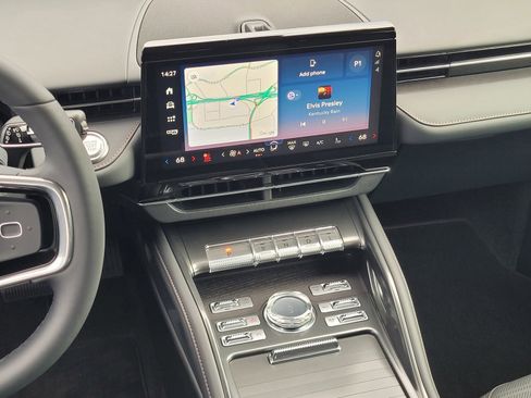 New 2026 Lincoln Nautilus Reserve w/ Jet Appearance Package image 9