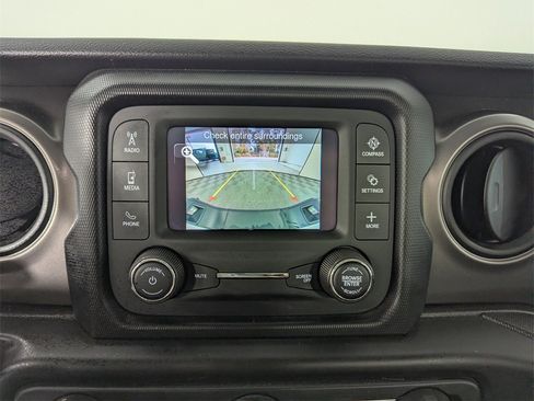 Used 2021 Jeep Gladiator Sport w/ Trailer Tow Package image 25