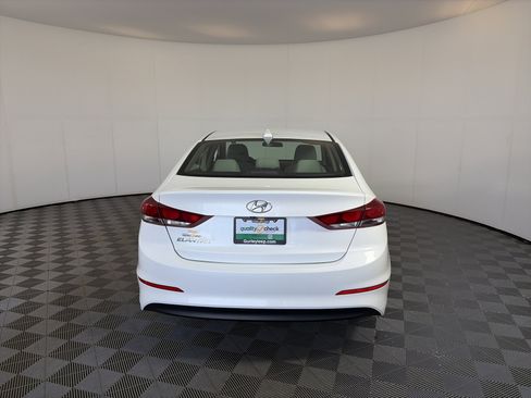 Used 2017 Hyundai Elantra SE w/ SE A/T Tech Package 03 FWD image 9