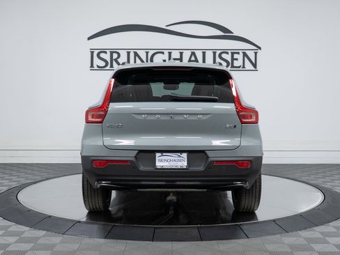 New 2026 Volvo XC40 B5 Plus w/ Protection Package Premier AWD/4WD image 6