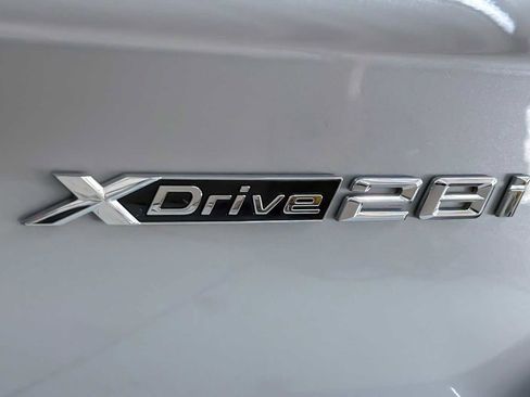 Used 2025 BMW X1 xDrive28i w/ Premium Package image 27