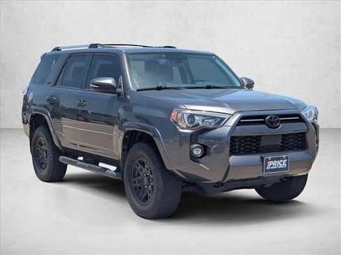 Used 2022 Toyota 4Runner SR5 Premium w/ Moonroof Package AWD/4WD image 3