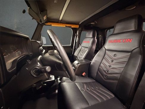 Used 2005 Jeep Wrangler Rubicon AWD/4WD image 11