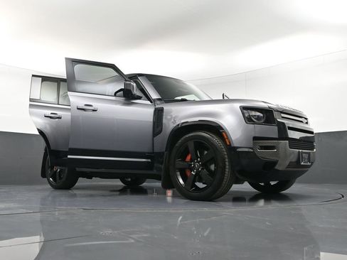 Used 2020 Land Rover Defender 110 X AWD/4WD image 41