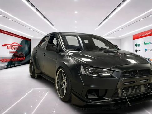 Used 2014 Mitsubishi Lancer Evolution GSR AWD/4WD image 2