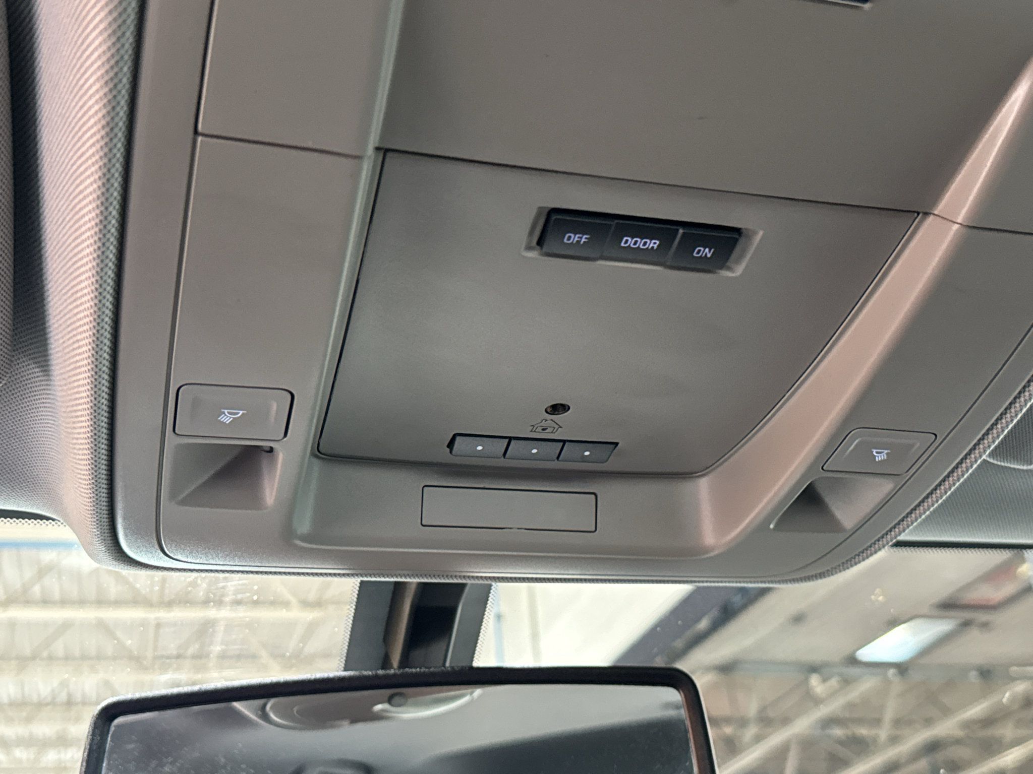 Used 2015 GMC Sierra 3500 SLT w/ Duramax Plus Package AWD/4WD image 34