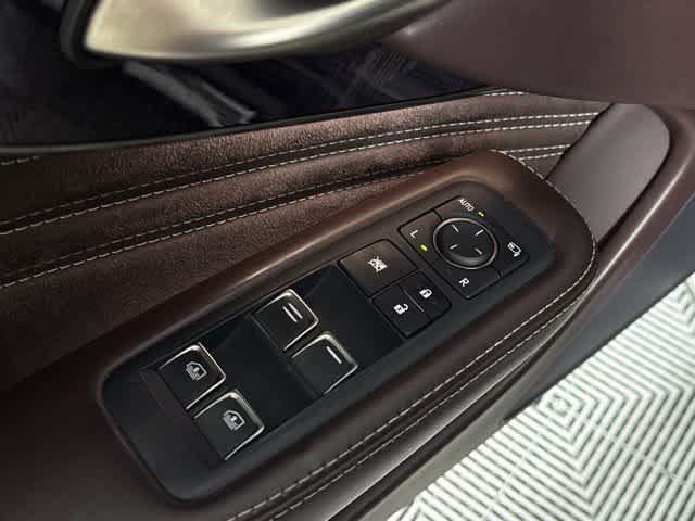 Used 2018 Lexus LS 500 AWD w/ Luxury Package image 30