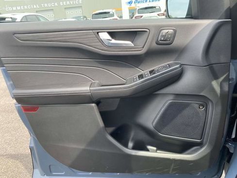 New 2025 Ford Escape SE w/ PHEV Premium Package image 12