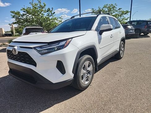 Used 2025 Toyota RAV4 XLE w/ Weather Package AWD/4WD image 1