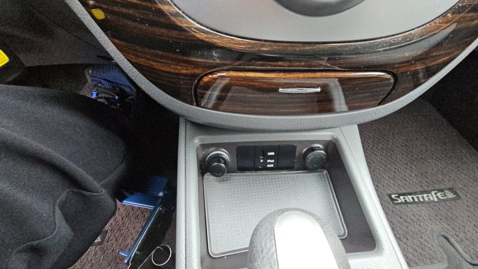 Used 2010 Hyundai Santa Fe GLS FWD image 19