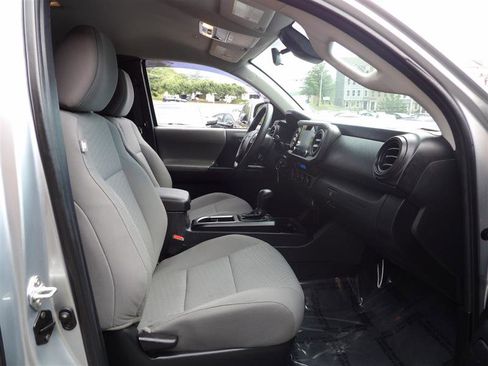 Used 2022 Toyota Tacoma 4x4 Access Cab image 13