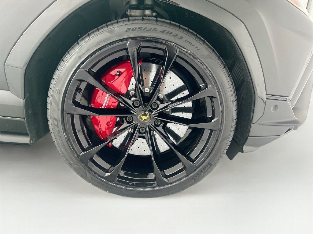 Used 2023 Lamborghini Urus S AWD/4WD image 31