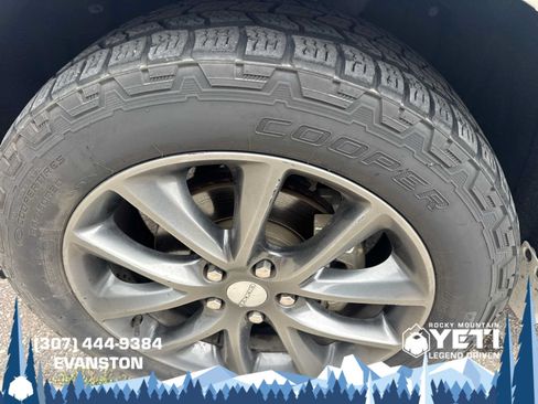 Used 2018 Dodge Durango GT AWD/4WD image 22