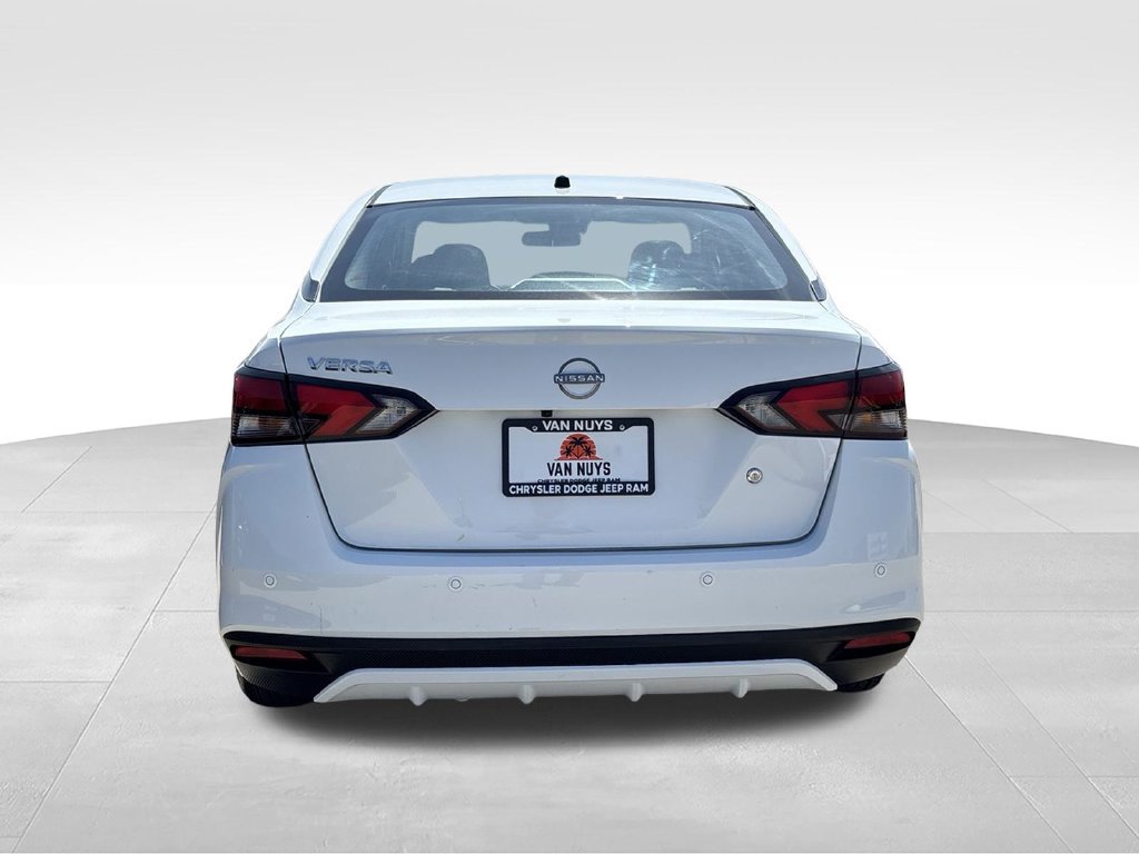 Used 2025 Nissan Versa S w/ Trunk Package FWD image 4