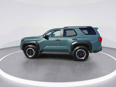Certified 2025 Toyota 4Runner TRD Off-Road Premium image 5