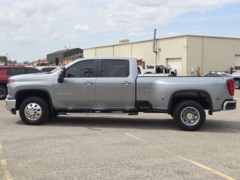 Used 2026 Chevrolet Silverado 3500 LT w/ Safety Package AWD/4WD image 4