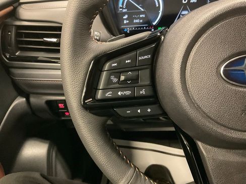 Certified 2025 Subaru Forester Touring w/ Touring Package image 20