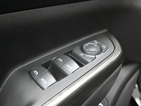 Used 2023 GMC Acadia SLT AWD/4WD image 18
