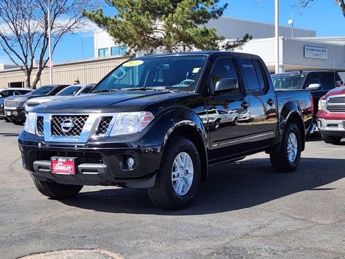 Used 2021 Nissan Frontier SV image 4