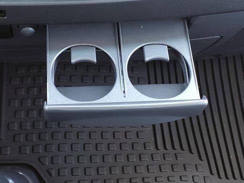 New 2024 Chevrolet Low Cab Forward image 17