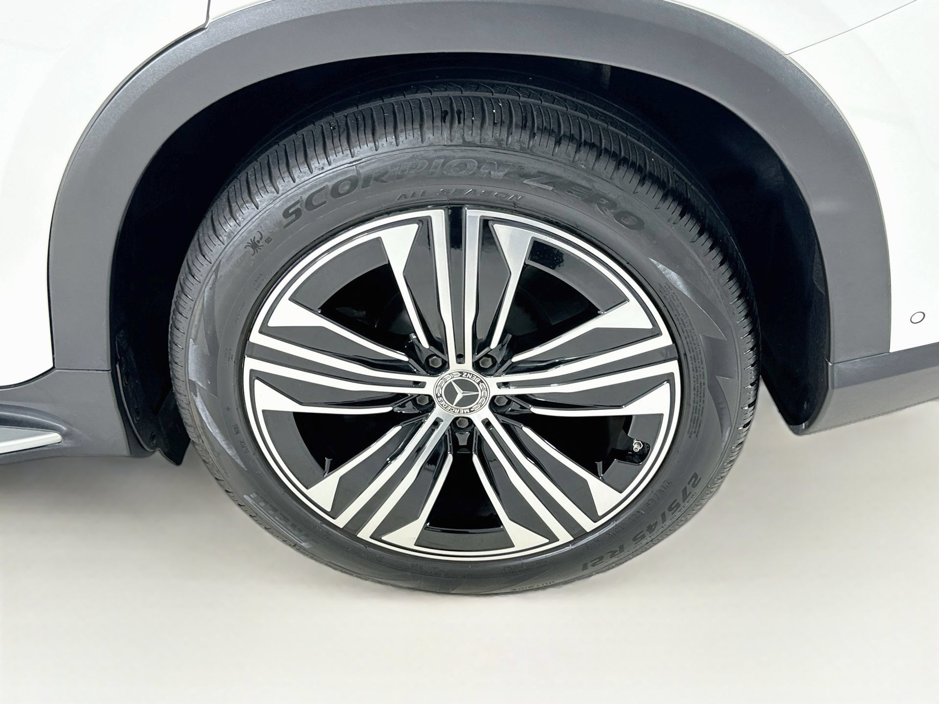 Certified 2023 Mercedes-Benz EQS 450+ SUV image 33