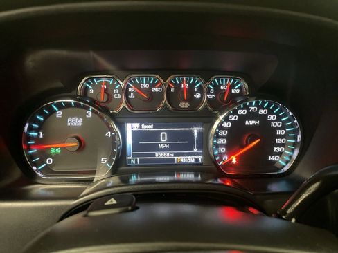 Used 2015 Chevrolet Silverado 2500 LT image 6