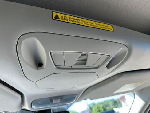 Used 2022 Ford Transit Connect XL FWD image 24