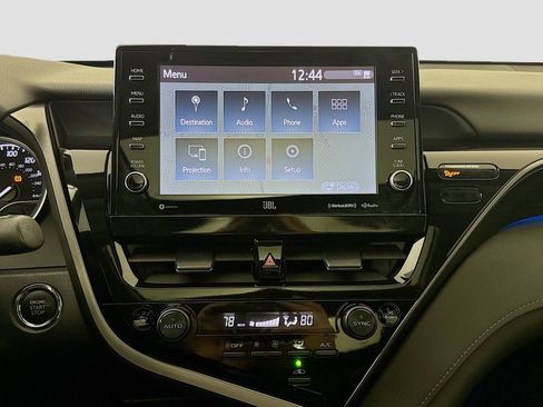 Used 2023 Toyota Camry XLE w/ Navigation Package image 13