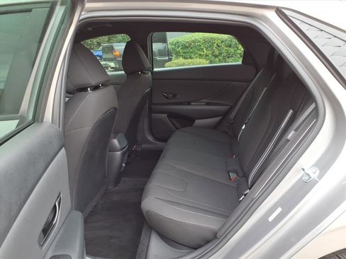 Used 2025 Hyundai Elantra Sport w/ Cargo Package image 35