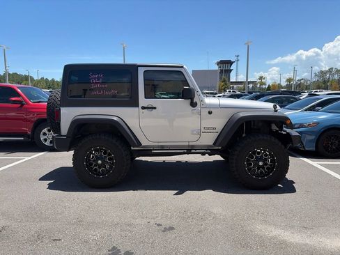Used 2012 Jeep Wrangler Sport AWD/4WD image 2