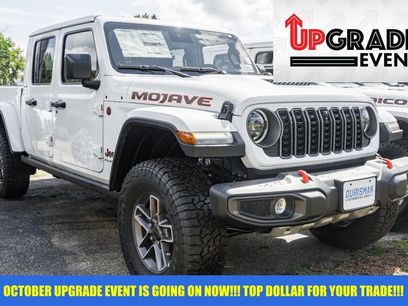 New 2025 Jeep Gladiator Mojave