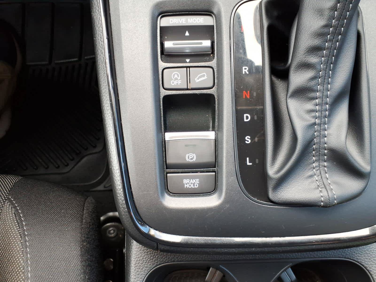 Used 2025 Honda CR-V LX image 21