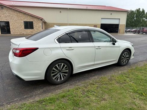 Used 2019 Subaru Legacy 2.5i Premium image 3
