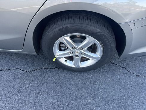 Used 2024 Chevrolet Malibu LT image 12