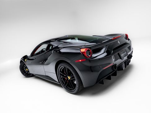 Used 2019 Ferrari 488 GTB RWD image 51