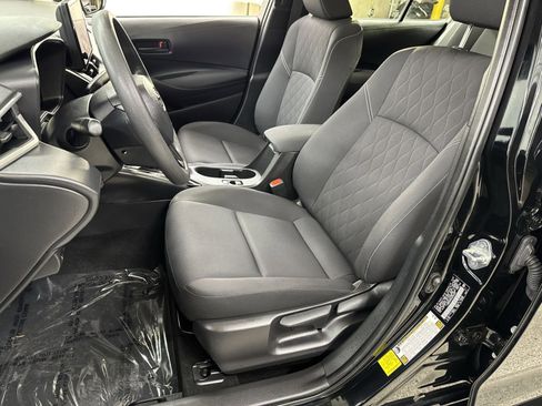 Used 2024 Toyota Corolla LE FWD image 25