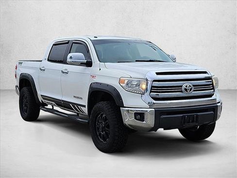 Used 2016 Toyota Tundra SR5 w/ SR5 Upgrade Package RWD image 3
