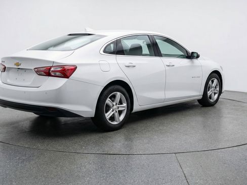 Used 2024 Chevrolet Malibu LT image 9