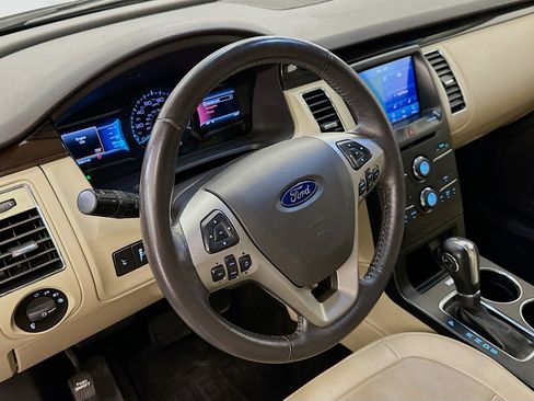 Used 2017 Ford Flex SEL w/ Equipment Group 202A AWD/4WD image 18