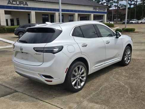 Used 2023 Buick Envision Avenir image 4