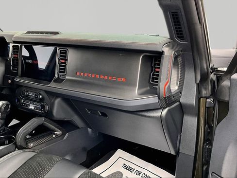 Certified 2025 Ford Bronco Raptor w/ Interior Carbon Fiber Pack AWD/4WD image 17