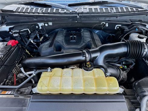 Used 2020 Lincoln Navigator L Reserve w/ Luxury Package image 32