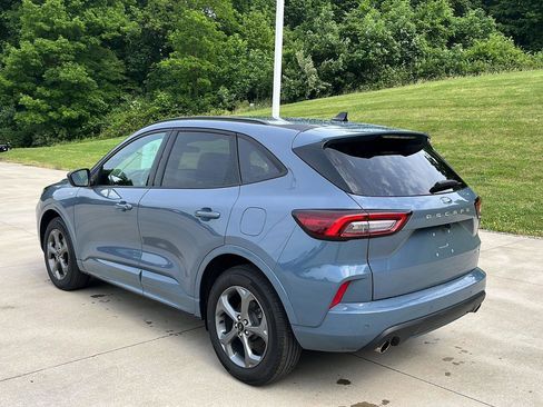 Used 2024 Ford Escape ST-Line w/ Tech Pack #1 AWD/4WD image 7