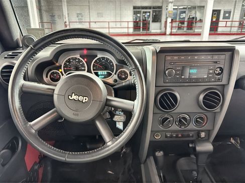 Used 2007 Jeep Wrangler Unlimited Rubicon image 16