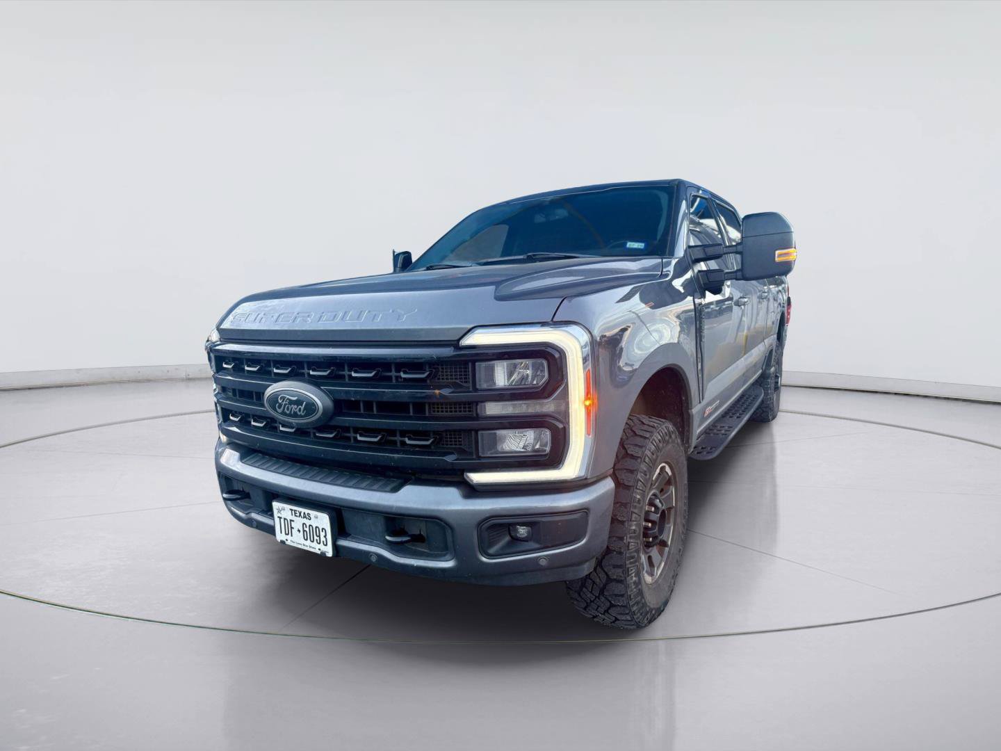 Used 2023 Ford F250 Lariat w/ Lariat Ultimate Package AWD/4WD image 5