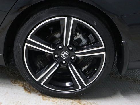 Used 2024 Honda Accord Sport image 12
