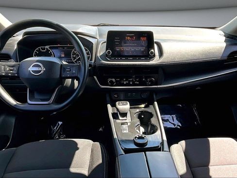 Used 2025 Nissan Rogue S AWD/4WD image 8