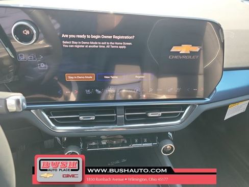 New 2026 Chevrolet Equinox EV LT w/ Convenience Package II image 29