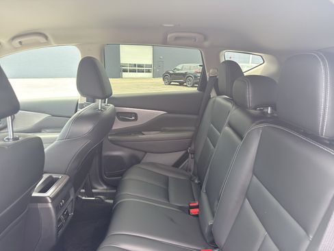 Certified 2023 Nissan Murano SV w/ SV Midnight Edition Package AWD/4WD image 32