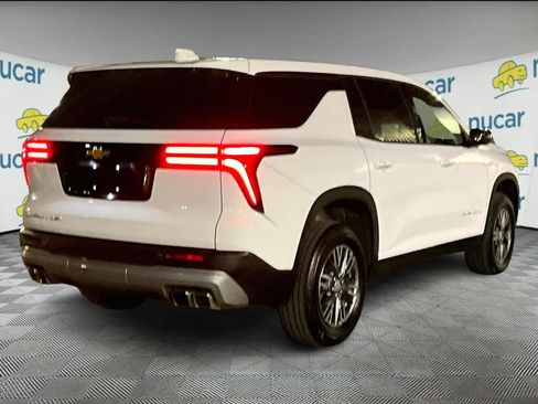 Certified 2025 Chevrolet Traverse LT image 5